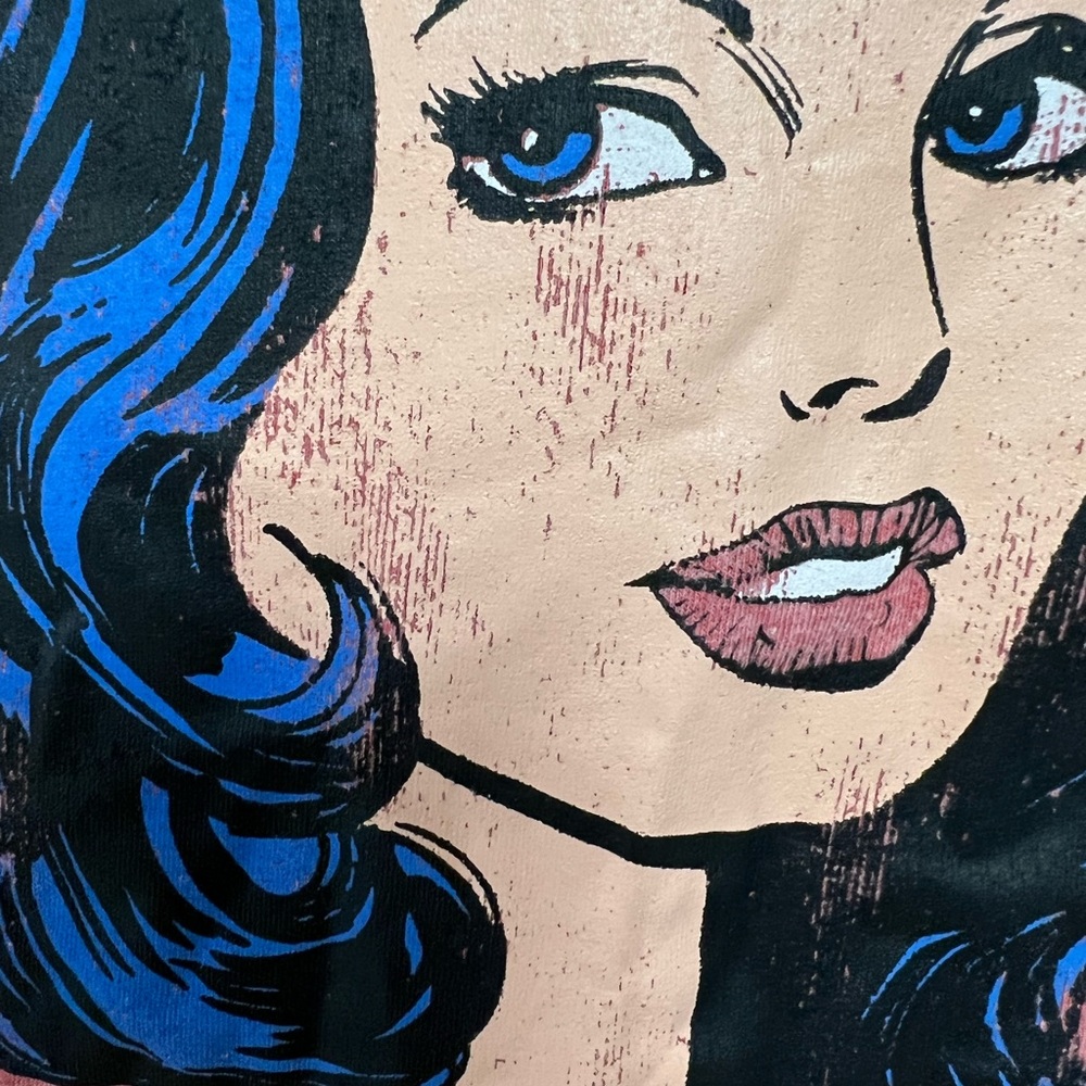 DC Wonder Woman tshirt graphic - Picture 5 of 5